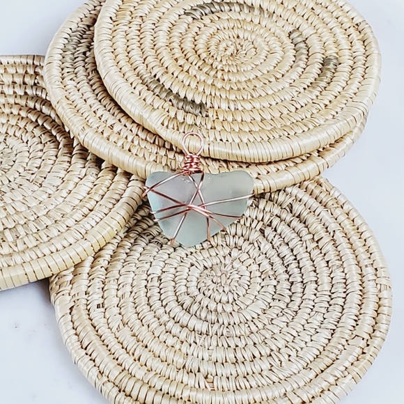 Blue sea glass necklace pendant copper - Picture 3 of 5